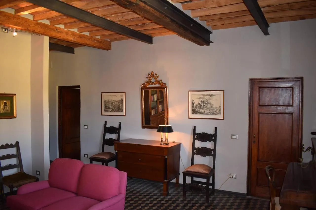 Appartement Il Carmine charme&terrace à Lucques